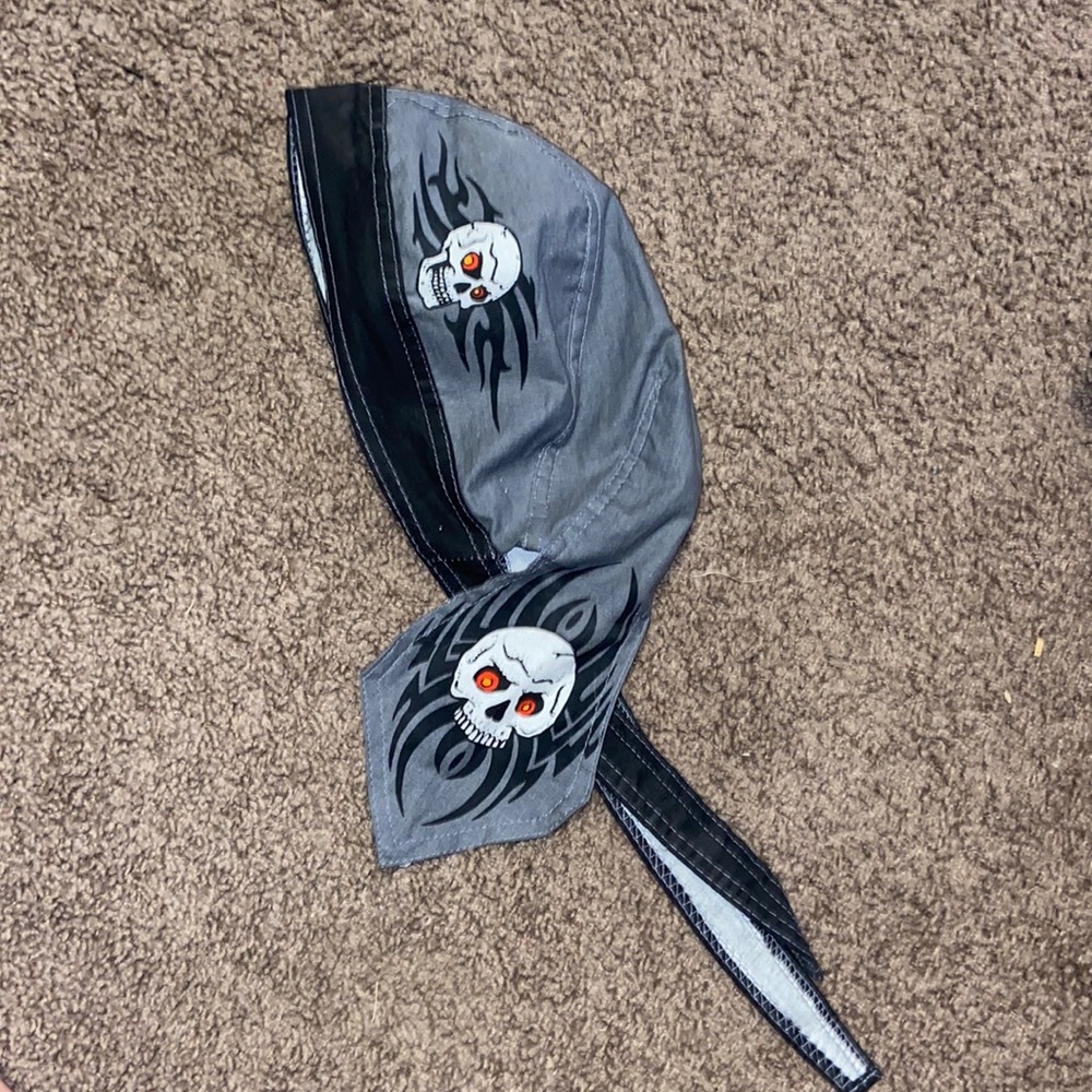EUC Capsmith, Inc skullcap doorag